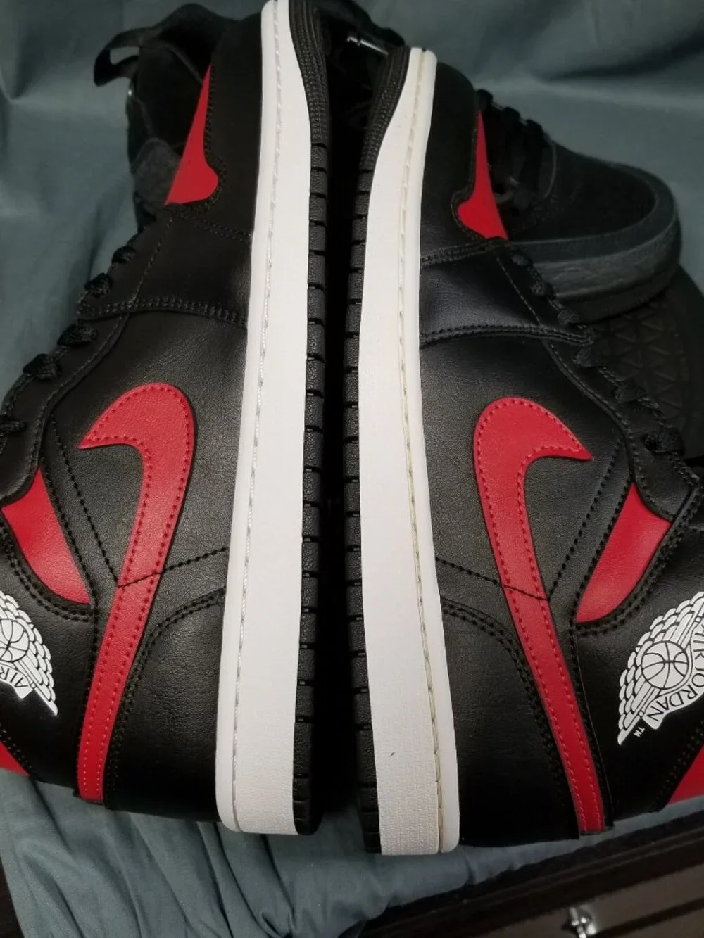 Jordan 1 Mid Bred Twist Sneakers DQ8426 067 Mens Size 10 NEW NO BOX!